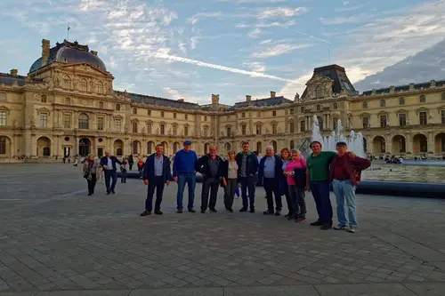 Paris in Formation
